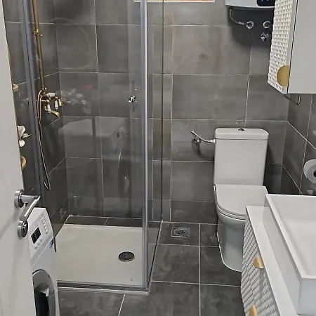 Sandra - Apartment Trogir