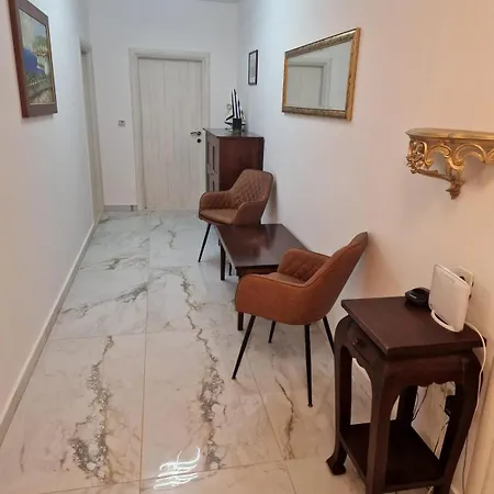 Apartment Sandra - *